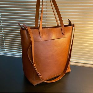 Madewell transport medium zip top tote